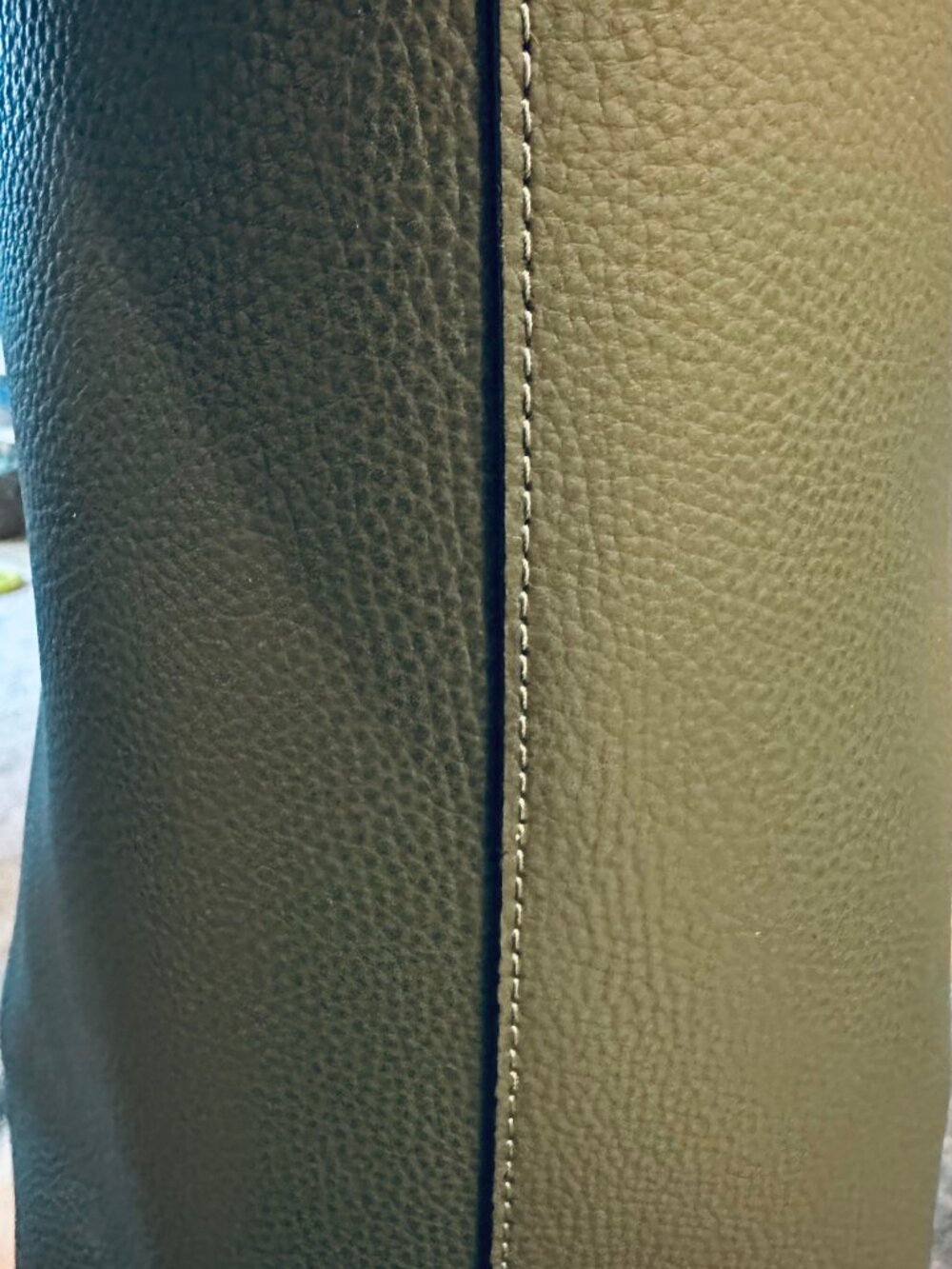 NWT - COACH TOWN TOTE - EVERGREEN - Picture 6 of 9